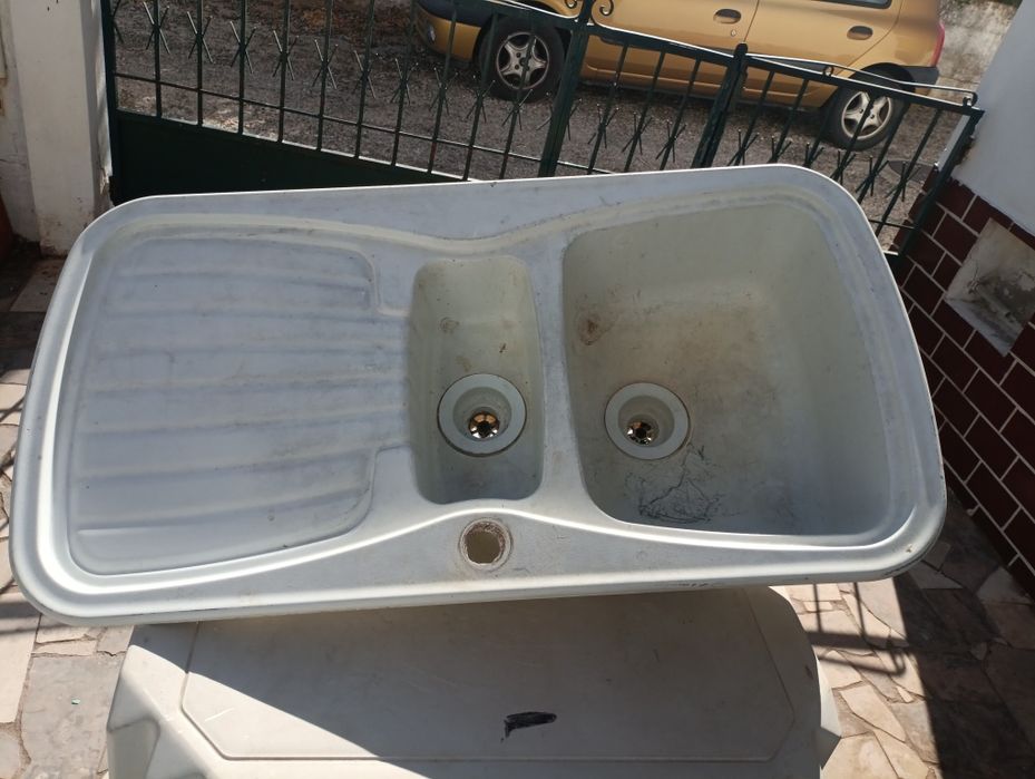 Lavatório em bom estado