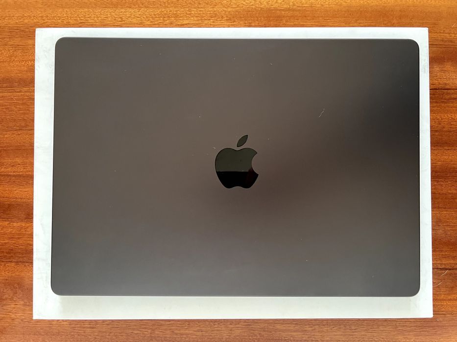 MacBook Pro M3 36GB