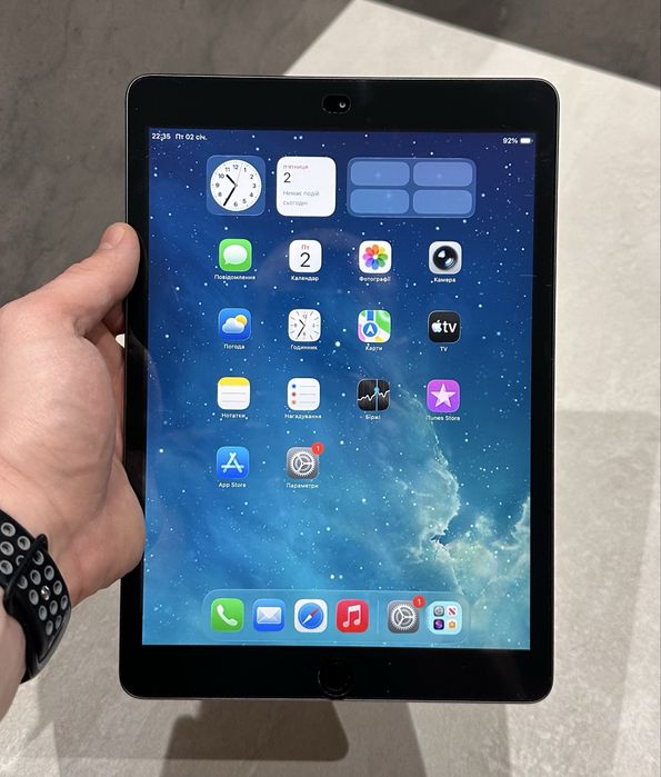 Планшет iPad 8 32GB ROM ! D1001