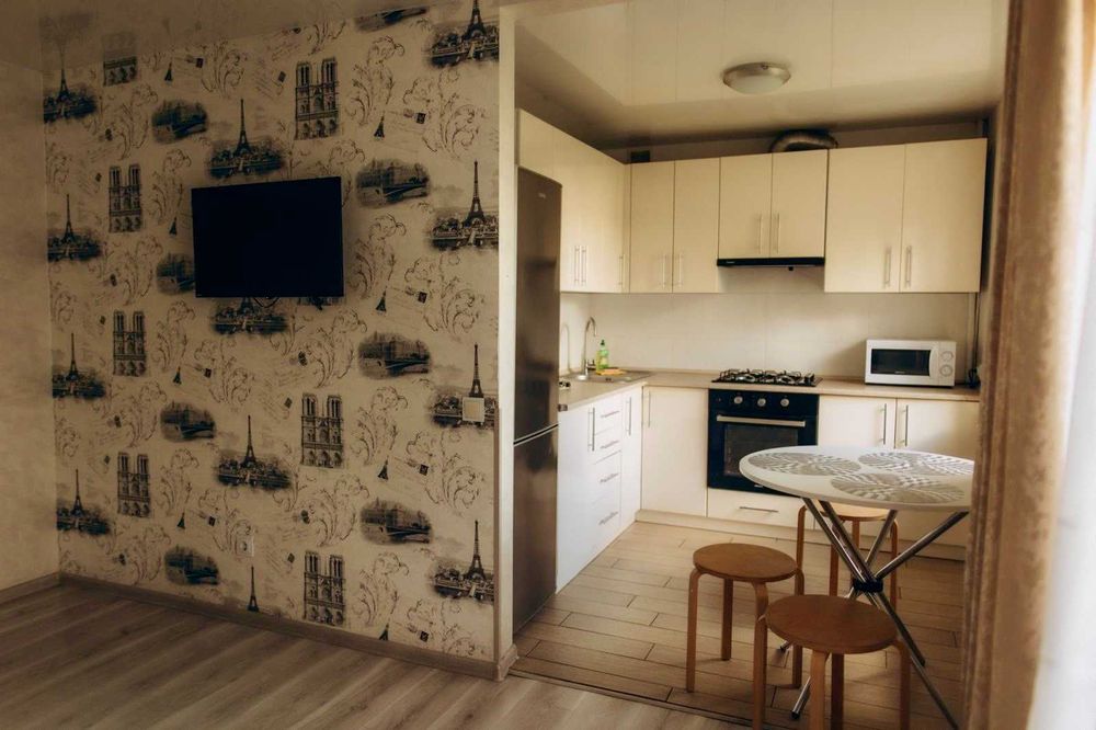 ЦЕНТР 2-кім квартира. вул Качали + Звітні документи