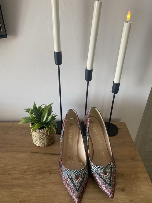 Buty na obcasie czółenka pantofle szpilki