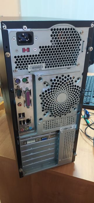 ПК на базі Windows 10 Pro, системник,клавіатура,мишка,компьютер