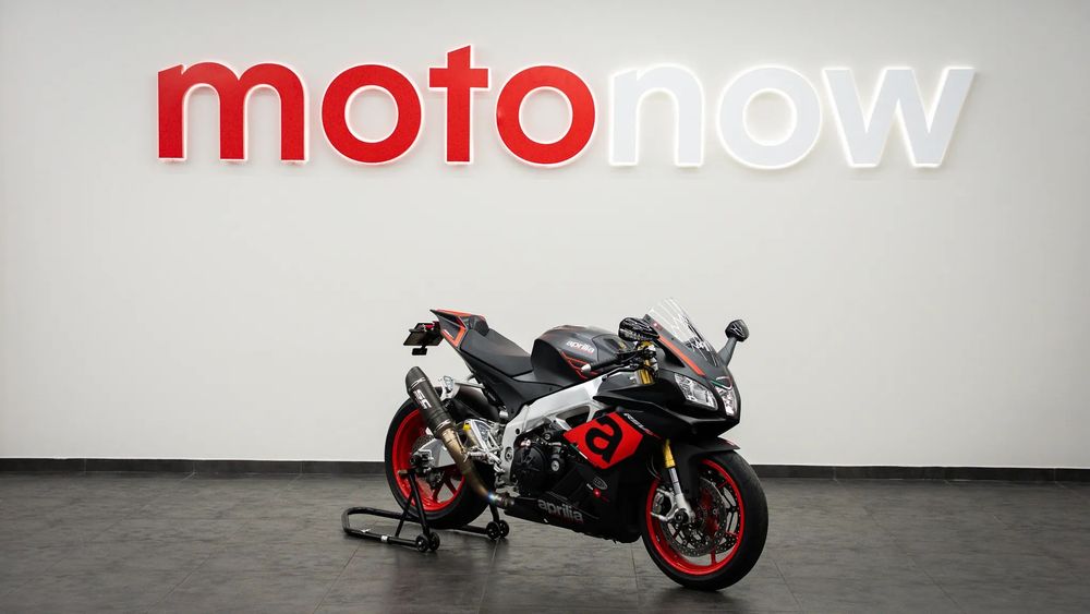 Aprilia RS  V4 RR