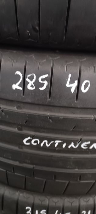 Pneus  285/40/22 jogo completo