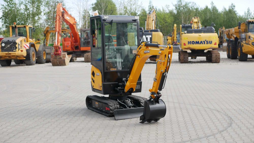 MINIKOPARKA 1.8t | Kubota D902 | kabina | 3 łyżki | leasing | FV23