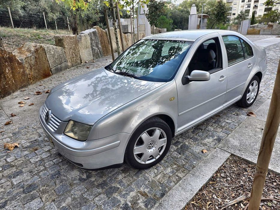 VW Bora 1.9 TDi Highline — photo 2