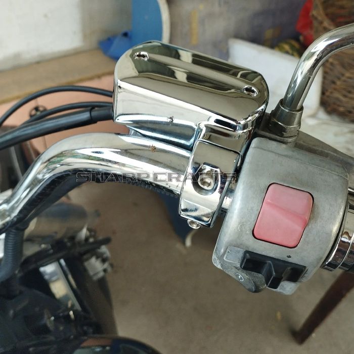 Накладка гальмівного бачка  Yamaha Drag Star400/650/1100