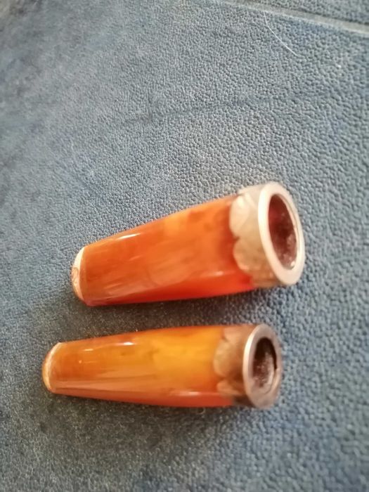 Conjunto de boquilhas antigas em âmbar e ouro