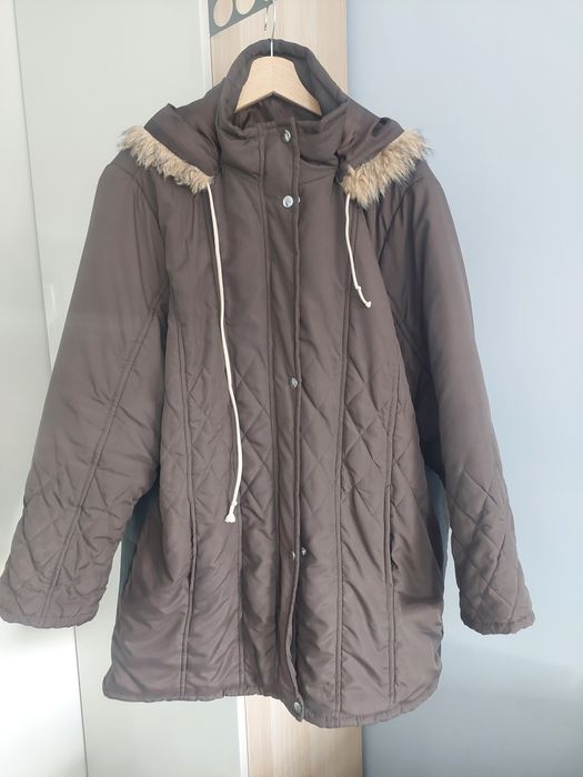 Kurtka damska pikowana.