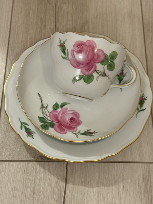 Miśnia Filiżanka z podstawkiem i talerzykiem