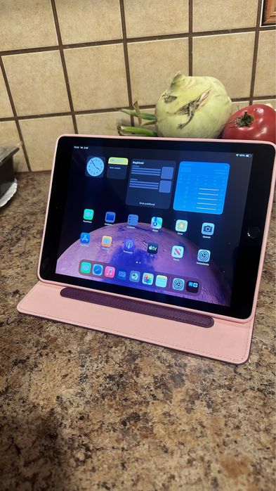 Tablet iPad Apple Retina 10” + NOWY RYSIK 2 gen - PROCREATE