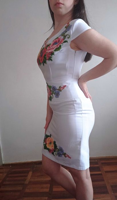 Плаття вишите бісером ручної роботи