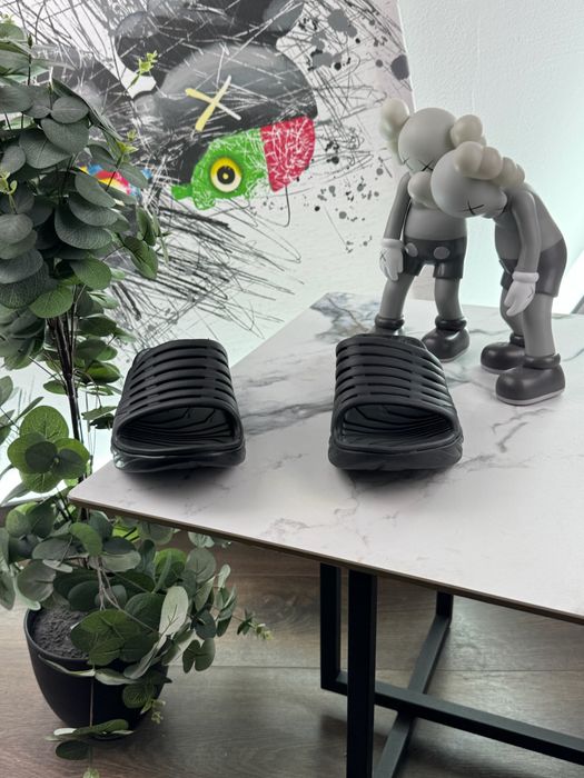 Нові тапочки шльопки Hoka Ora Recovery 40 розмір Е12087