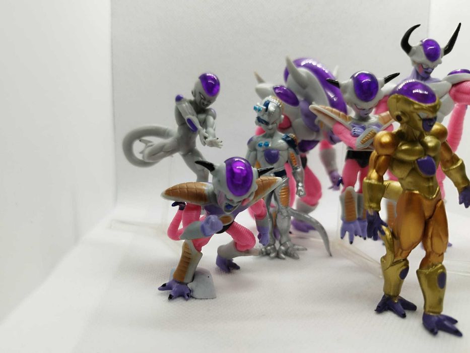 Dragon Ball Z  Frieza All Forms 8 Complete Figure Set