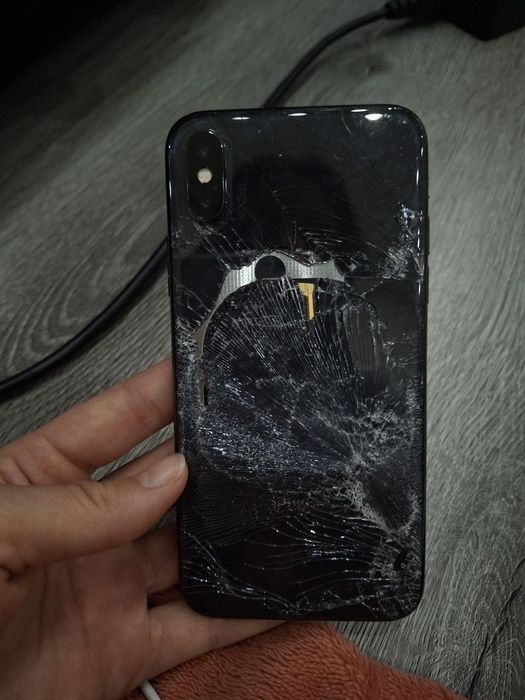 терміново продам Phone X б/у 64GB Black 79% АКБ