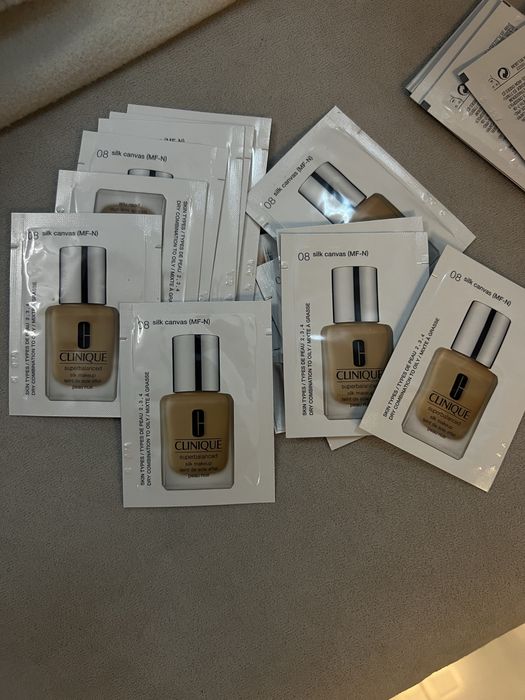 Пробник тональний Clinique