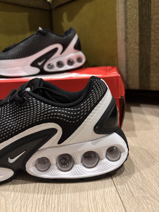 Кросівки Nike Air Max DN