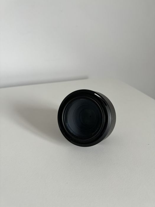 Nikon D3200, com pouco uso