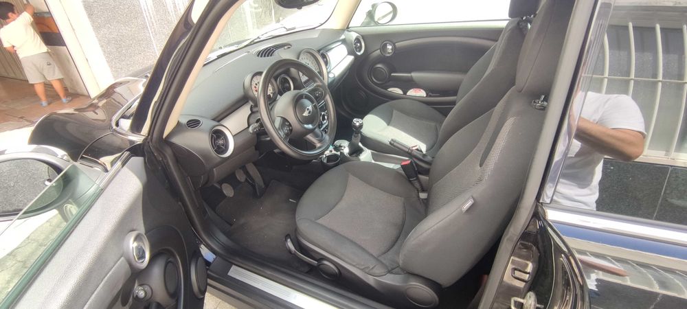 Mini Cooper D 1.6 R56