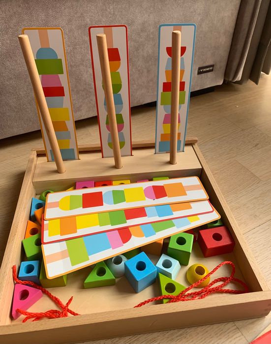 Іграшковий деревʼяний набір фігур, Classic world, Bead game box