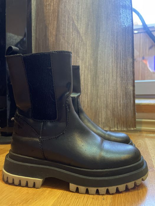 Ботинки Zara для девочки