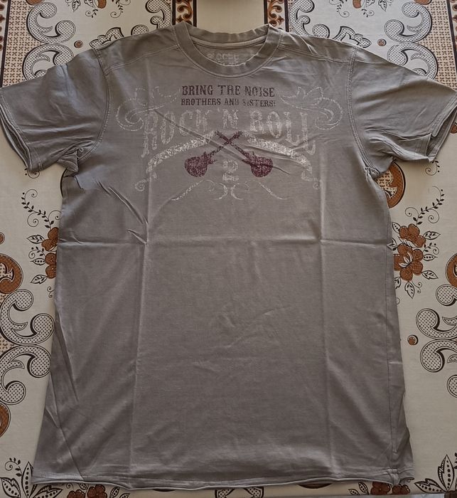 Brown T-shirt, used but in good condition