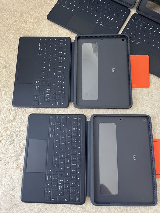 Чехол-клавиатура Logitech Combo3 Touch для iPad 9 | 8 | 7 10.2"