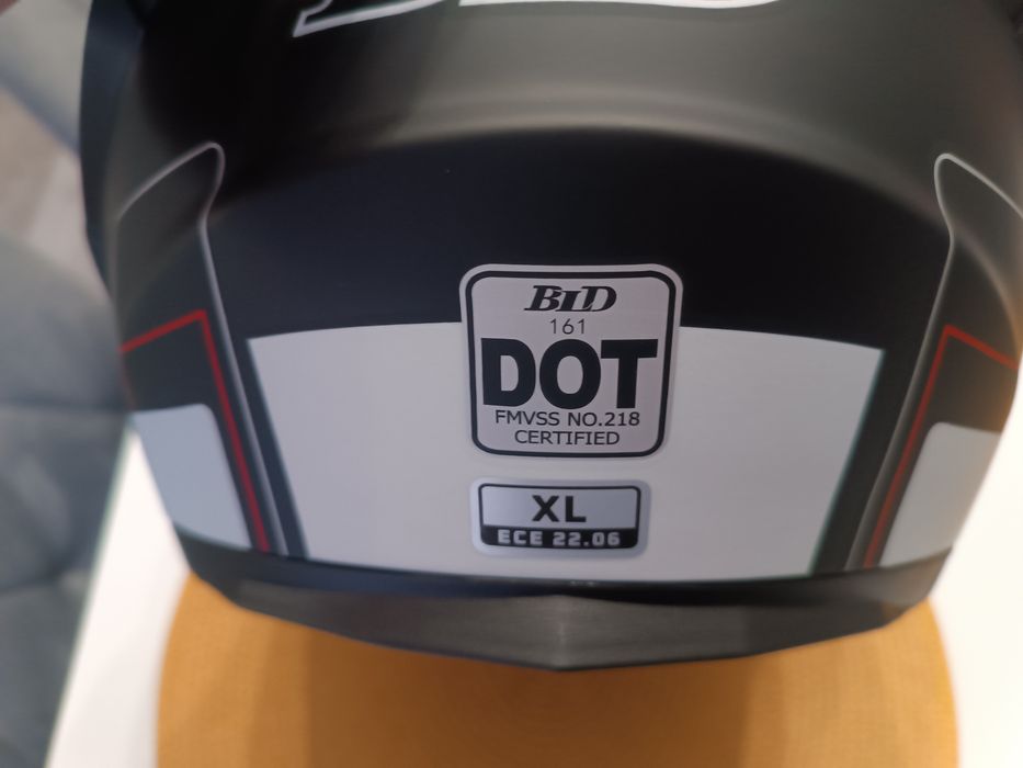 Kask NOWY czarny rozm. XL