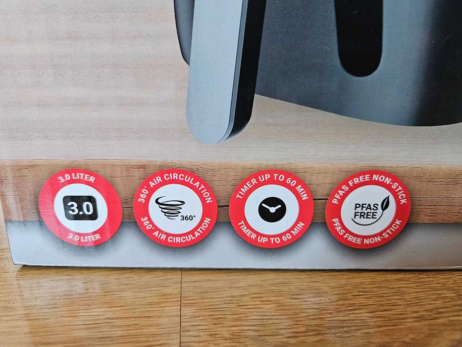 Frytkownica beztłuszczowa TOMADO TAF7530B 3L – NOWA