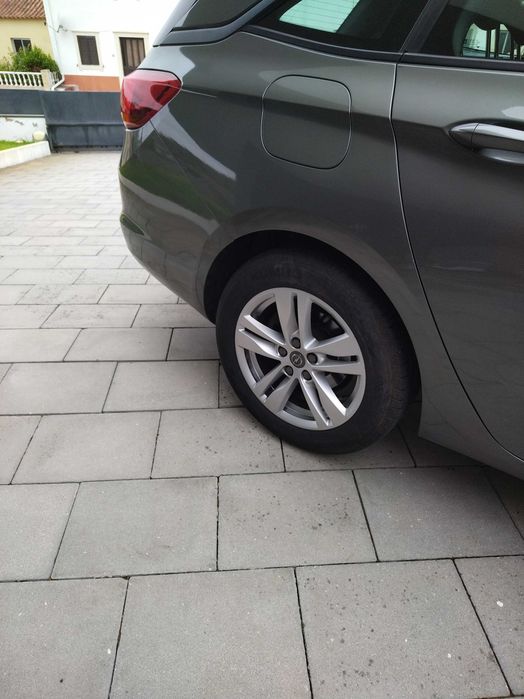 Opel Astra Sports Tourer 1.6 CDTI 110 CV – Único Dono | Histórico de Manutenção | Excelente Estado