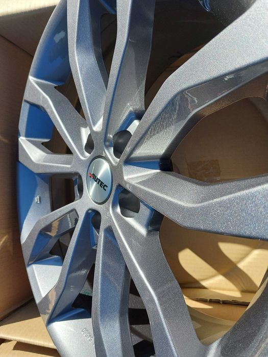 Nowe Alufelgi 18 5x114,3 Toyota Lexus Honda Autec DemoMontaz
