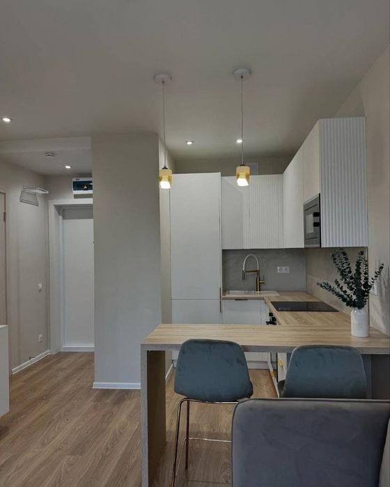 Свет не отключают,центр,новострой,вид моря,балкон,пр.Шевченко,подобово