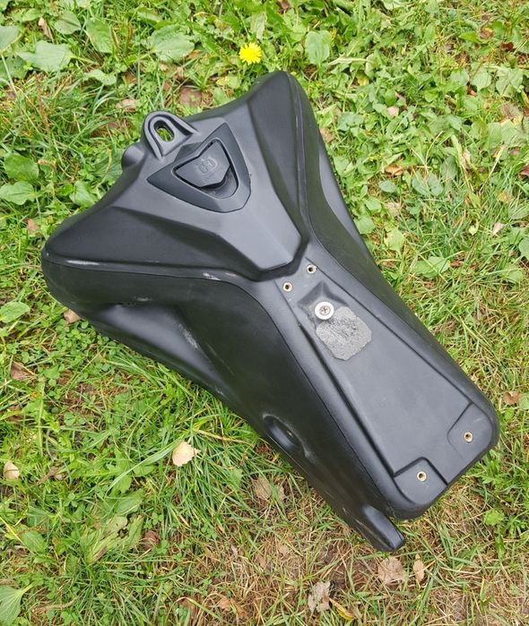 Паливний Бак KTM Husqvarna 125-630cc 00-23р