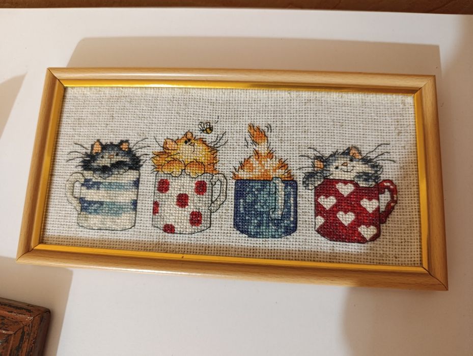 Вишиті картини нитками та бісером