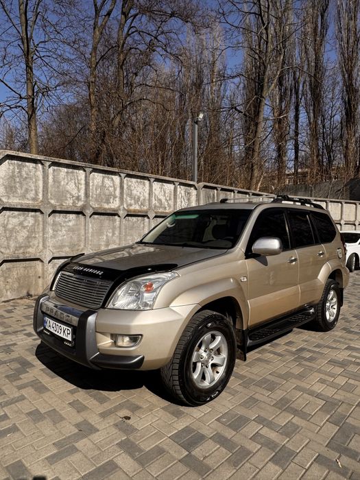 Продам Toyota Land Cruiser Prado 120 2005