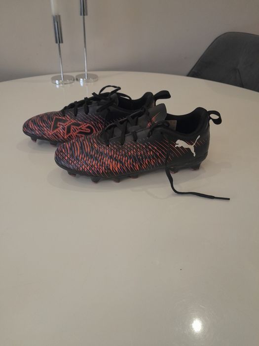 buty piłkarskie r 35,5