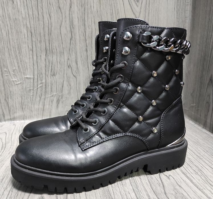 39 Guess оригінальні шкіряні жіночі ботинки