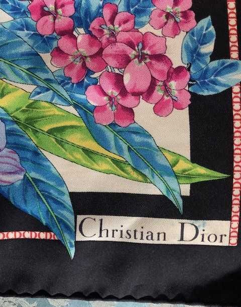 Lenço 100% seda natural marca luxo Christian Dior