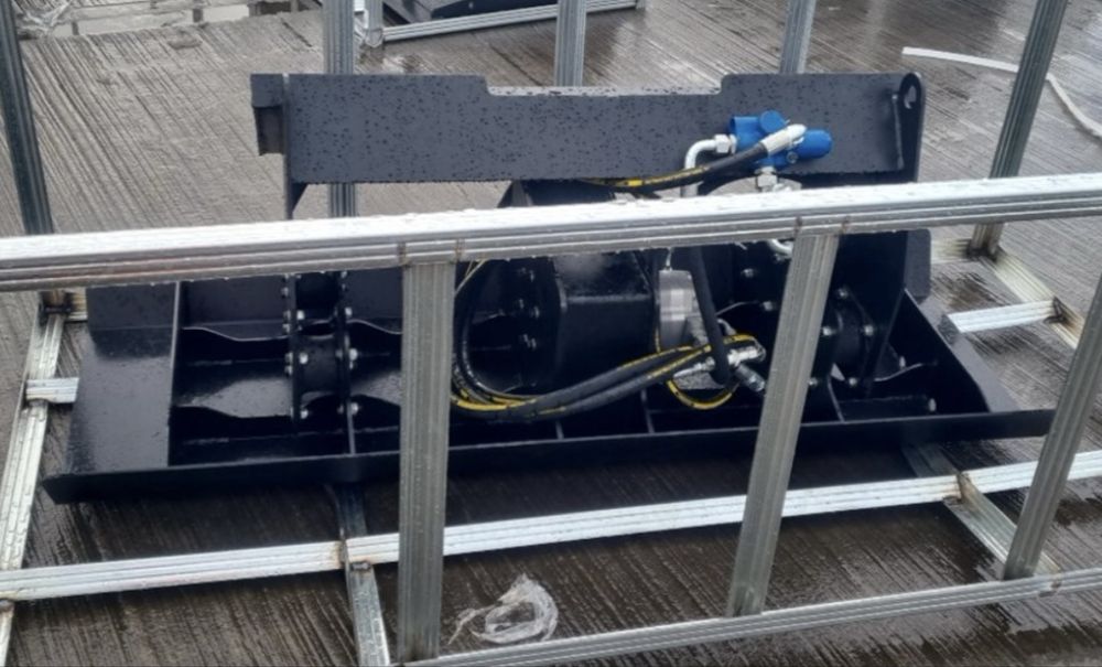 Zageszczarka hydrauliczna do ładowarki mocowanie jak bobcat