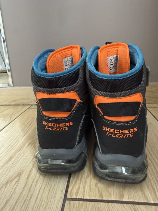 Чоботи для хлопчика skechers 33р.