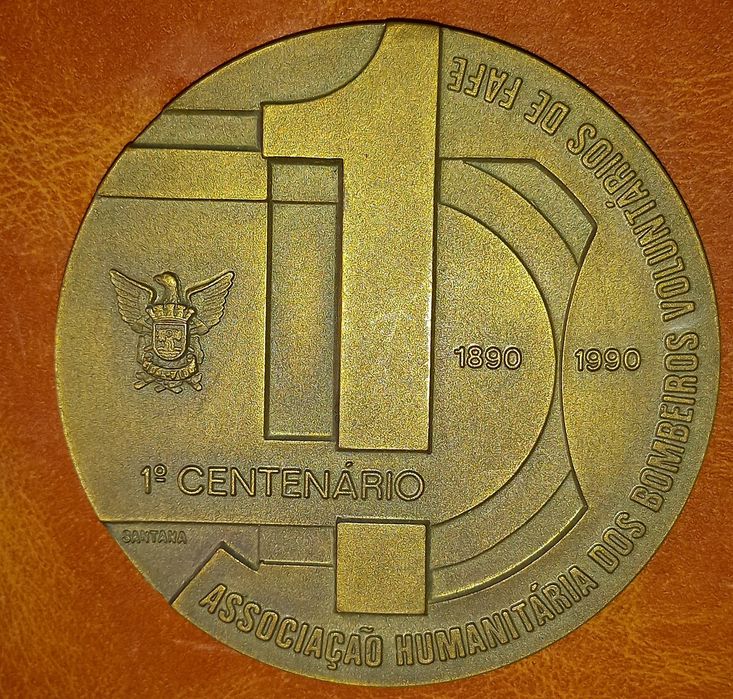 Medalhas de Bombeiros, 4 diferentes, Vila Meã,Régua,Melo,Fafe.