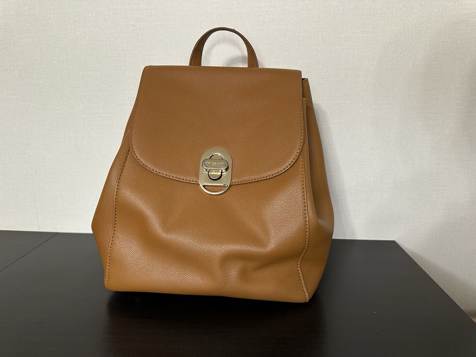 Рюкзак із еко шкіри італійського бренду Trussardi
