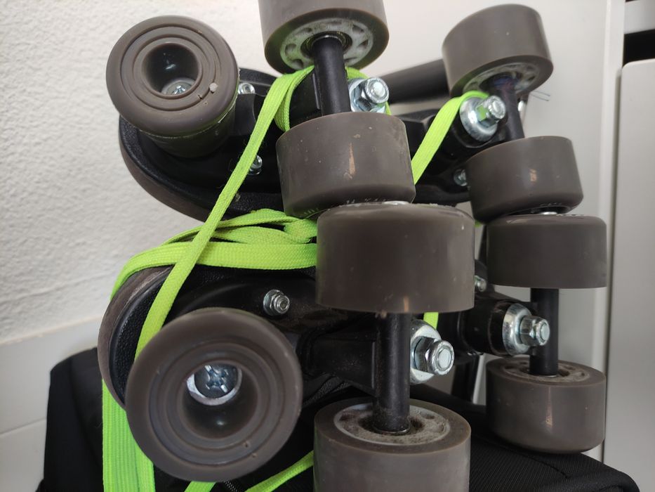 Children's Roller Skates - Size 32427637210980044802