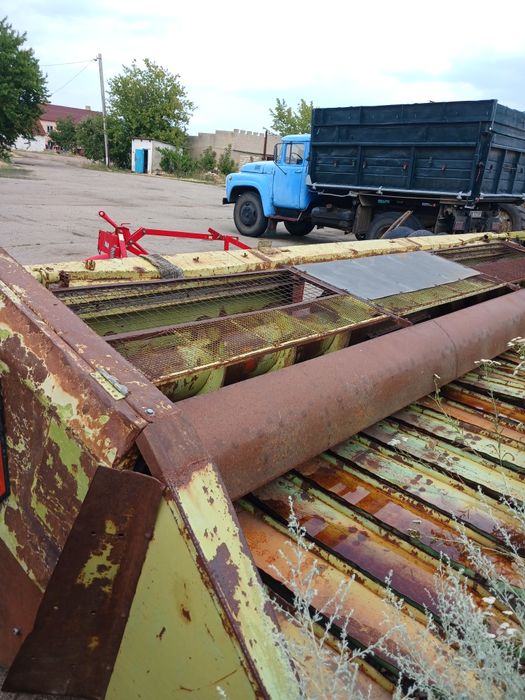 Комбайн Claas Mega 204