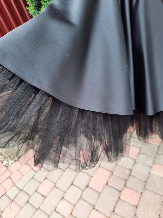 Нарядне плаття з рожевим бантом для  принцеси !