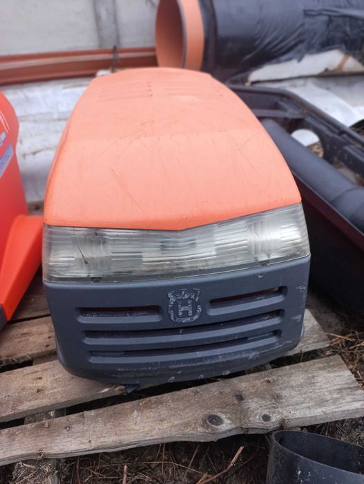 Maska do traktorka  HUSQVARNA YT