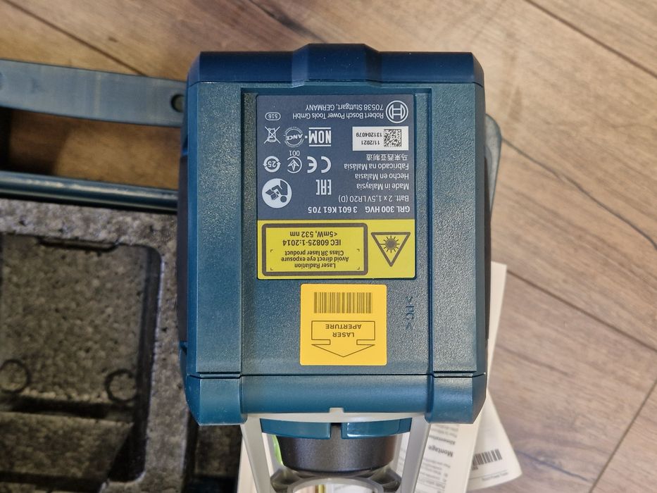 Niwelator Laserowy Bosch GRL 300HVG Jak nowy Idealny stan