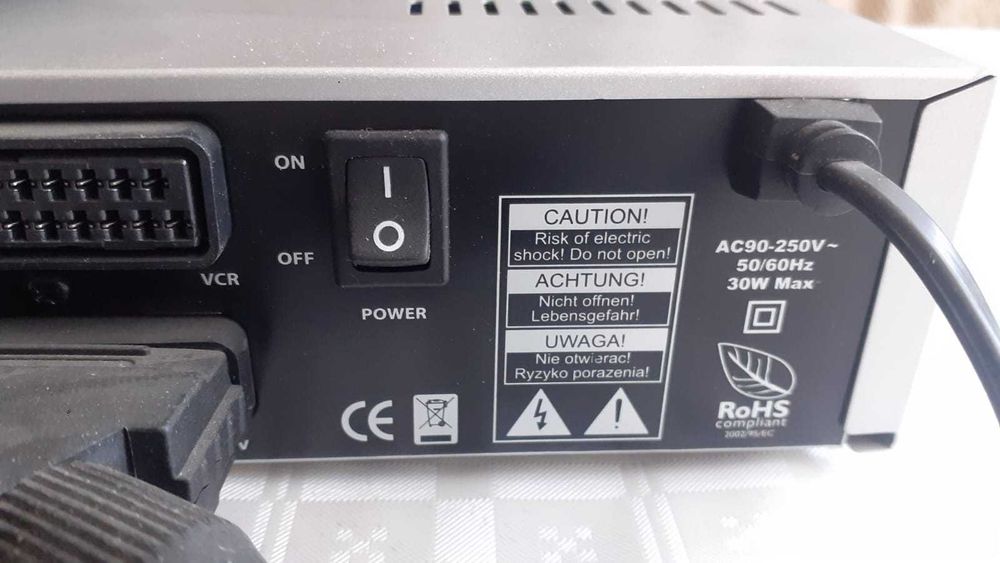 Tuner telewizji satelitarnej Ferguson FX 6600 CR wraz z pilotem