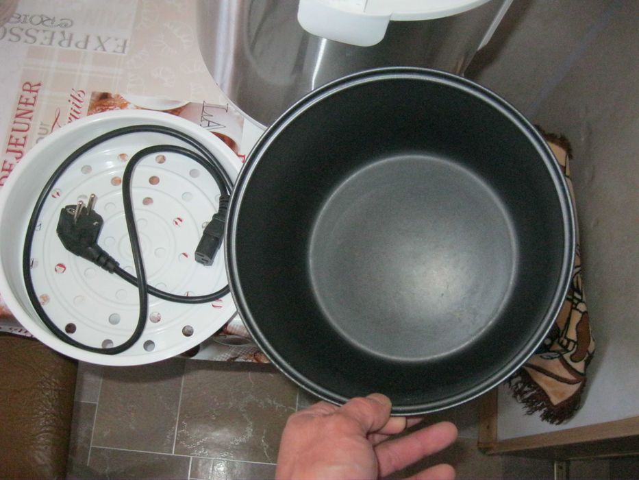 Продам мультиварку в идеальном состоянии