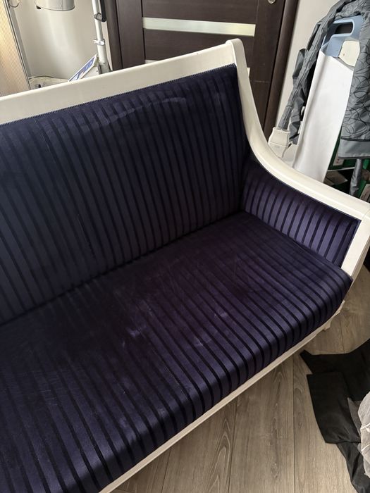 Sofa ręcznie robiona z drewna